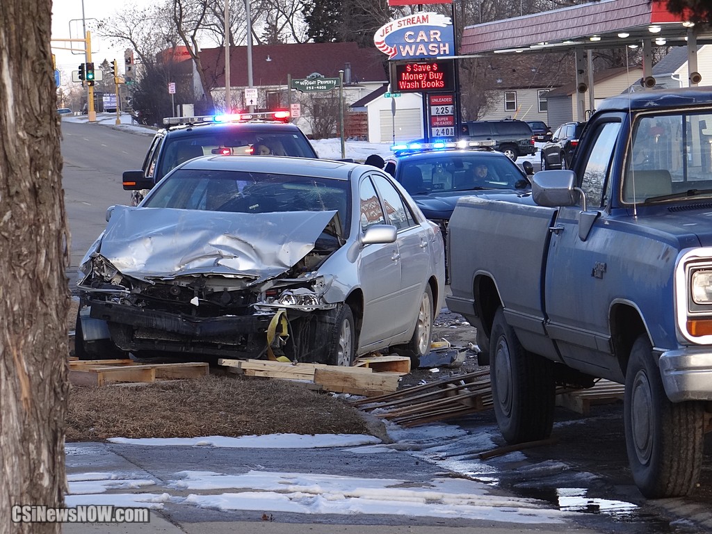 Crash Tenth St SE Tues Mar 14 - CSiNewsNOW.com photo